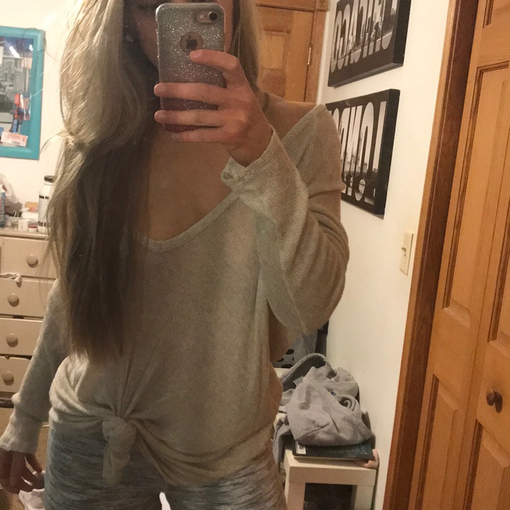 Brandy Melville top